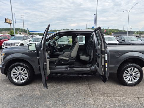 Used 2016 Ford F150 XL w/ Equipment Group 101A Mid RWD image 16