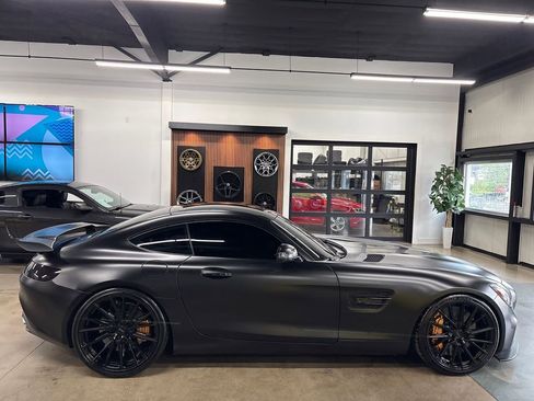 Used 2016 Mercedes-Benz AMG GT S w/ Exclusive Interior Package image 17