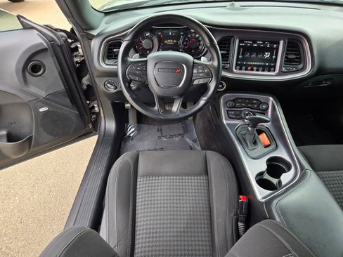 Used 2017 Dodge Challenger R/T w/ Blacktop Package RWD image 11