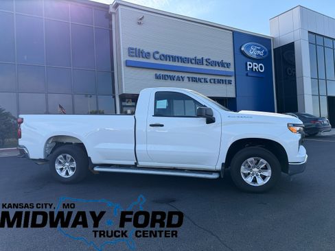 Used 2025 Chevrolet Silverado 1500 W/T RWD image 1