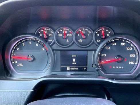 Used 2019 Chevrolet Silverado 1500 Custom Trail Boss AWD/4WD image 8