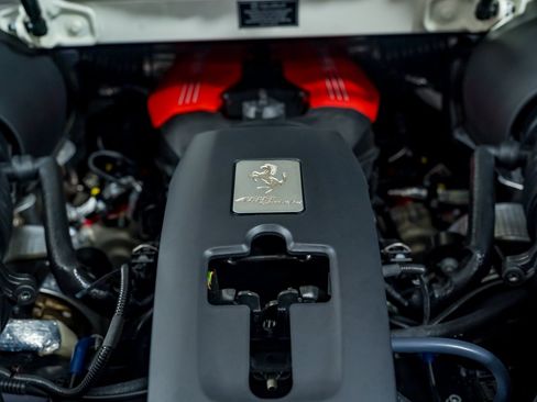 Used 2018 Ferrari 488 Spider RWD image 54