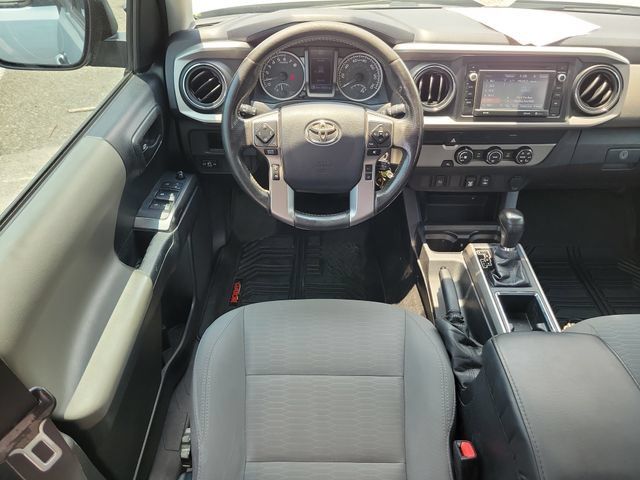 Used 2019 Toyota Tacoma SR5 RWD image 10