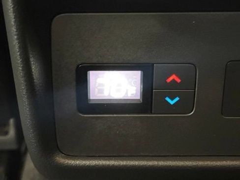 Certified 2025 Nissan Rogue SL w/ SL Premium Package FWD image 28