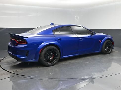 Used 2022 Dodge Charger SRT Hellcat w/ Harman/Kardon Audio Group RWD image 3