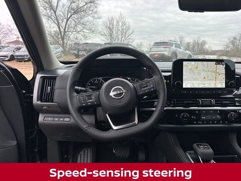 New 2025 Nissan Pathfinder SL image 19