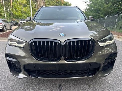 Used 2022 BMW X5 xDrive40i w/ M Sport Package AWD/4WD image 10