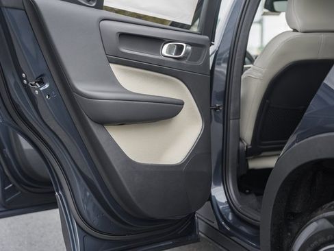 New 2026 Volvo XC40 B5 Plus w/ Protection Package Premier image 38