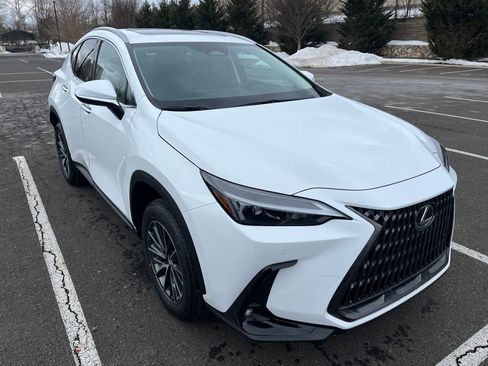 New 2026 Lexus NX 350h AWD w/ Premium Package image 4