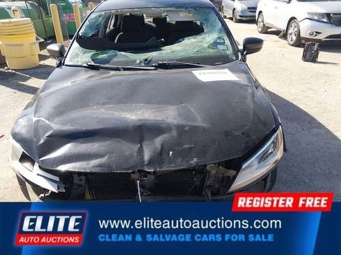 Used 2014 Volkswagen Jetta S image 12