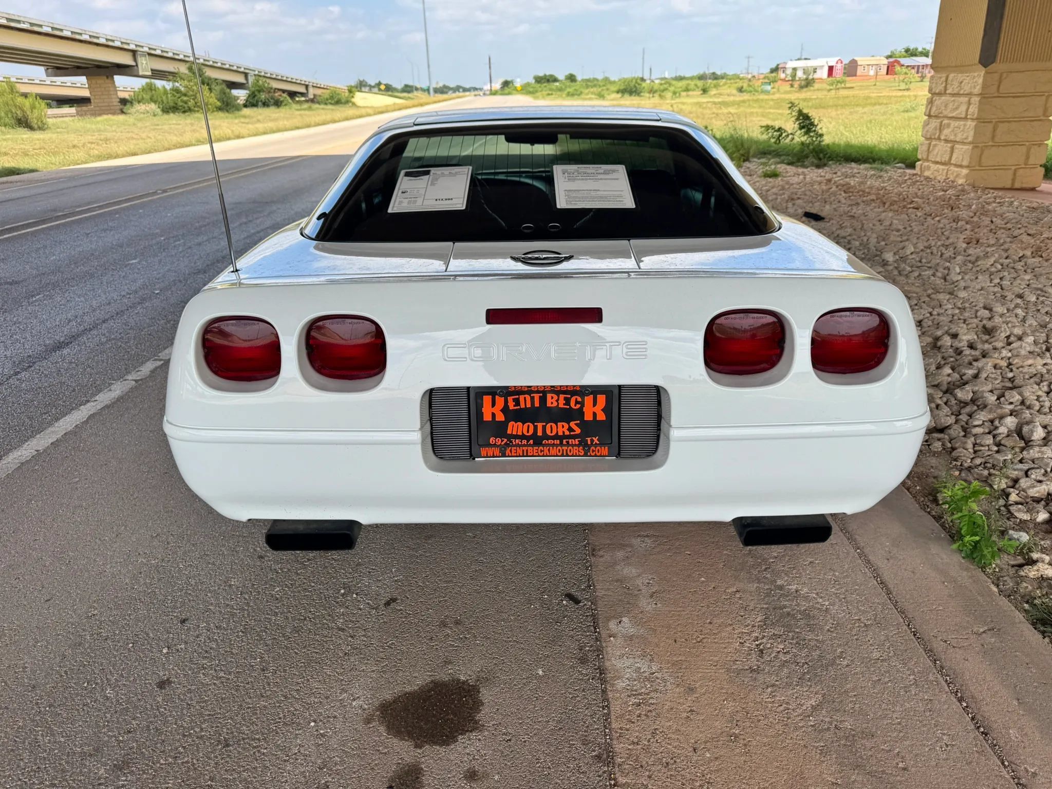 Used 1994 Chevrolet Corvette Coupe RWD image 4