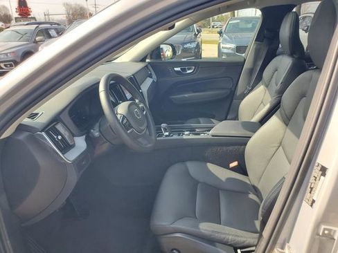 Used 2025 Volvo XC60 B5 Plus AWD/4WD image 14