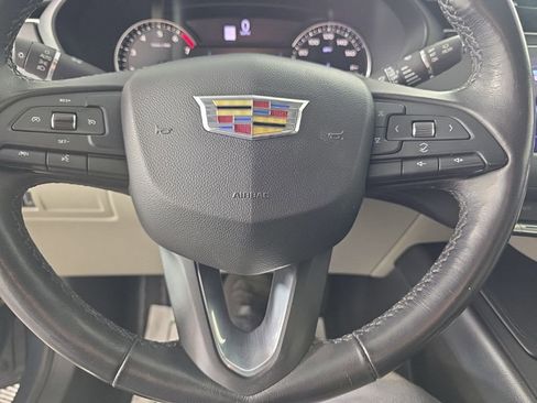 Used 2019 Cadillac XT4 Luxury image 28