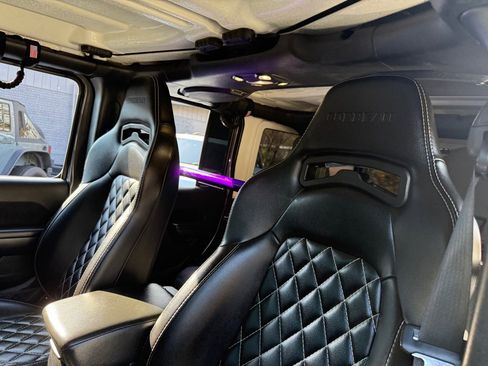 Used 2020 Jeep Wrangler Unlimited Sport S w/ Sun And Sound Package image 5