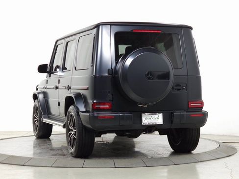 Used 2021 Mercedes-Benz G 550 image 3