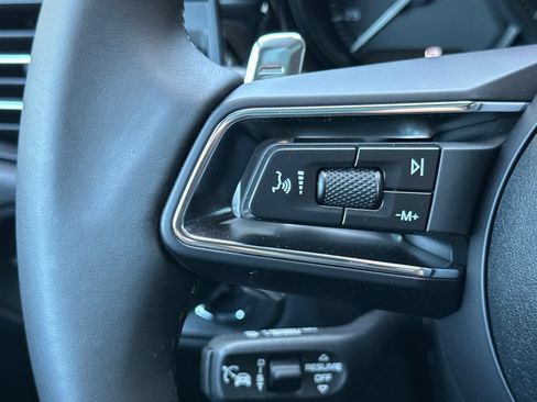 New 2026 Porsche Macan AWD/4WD image 30