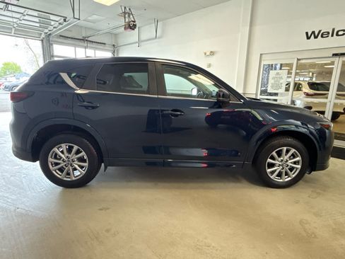 Used 2024 MAZDA CX-5 AWD 2.5 S w/ Preferred Package image 6