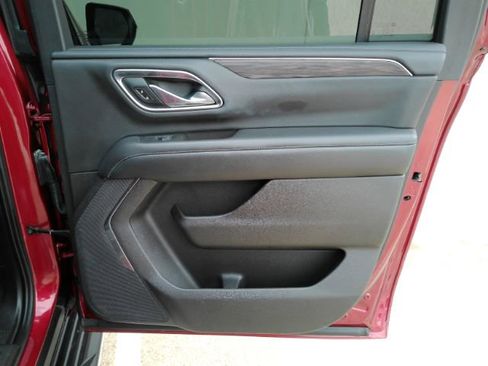 Used 2021 Chevrolet Suburban LS RWD image 21