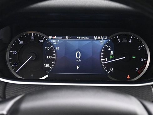 Used 2021 Land Rover Range Rover Evoque S image 24