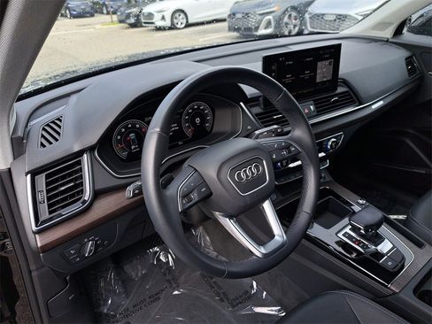 Certified 2023 Audi Q5 2.0T Premium Plus w/ Premium Plus Package image 7