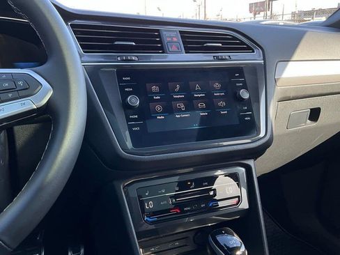 Used 2023 Volkswagen Tiguan SE R-Line image 16