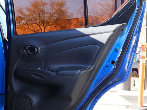 Used 2012 Nissan Versa SV image 26