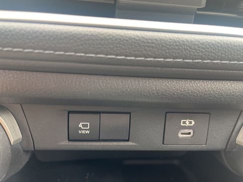 Used 2024 Toyota Grand Highlander AWD image 18