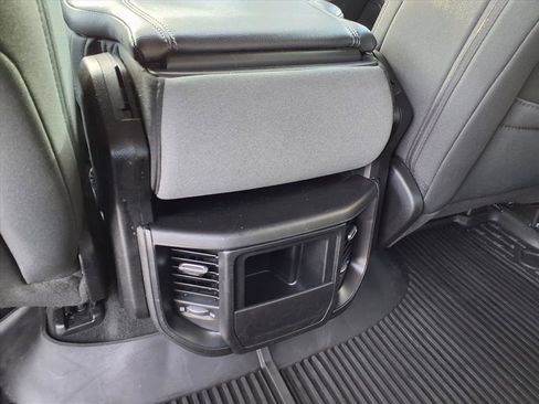 Used 2022 RAM 1500 Big Horn image 6