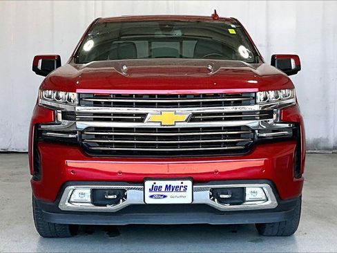 Used 2022 Chevrolet Silverado 1500 High Country w/ Safety Package II image 3
