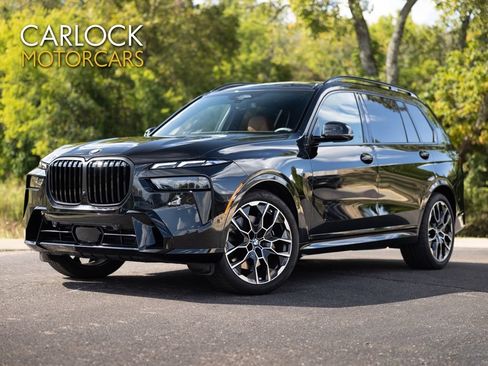 Used 2025 BMW X7 xDrive40i w/ M Sport Package AWD/4WD image 1