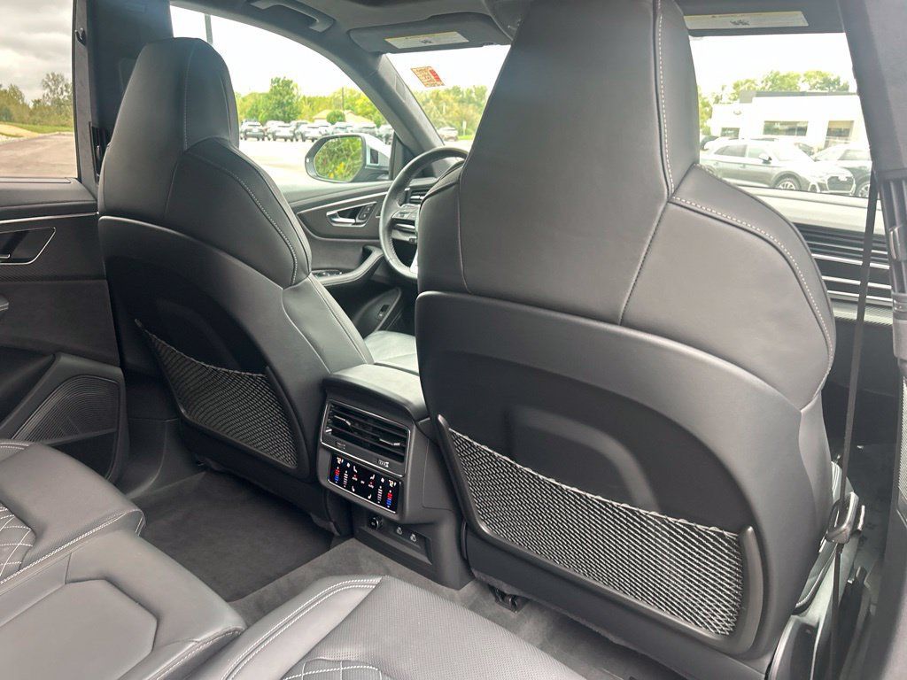 Certified 2024 Audi SQ8 Prestige AWD/4WD image 10