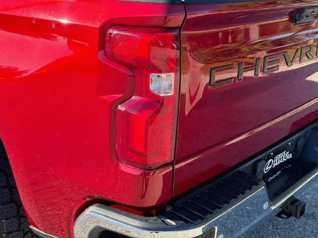 Used 2023 Chevrolet Silverado 1500 LTZ w/ LTZ Convenience Package II AWD/4WD image 10