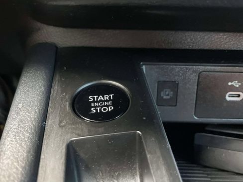 Used 2026 Nissan Kicks SV FWD image 28