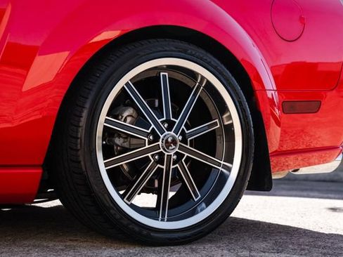 Used 2006 Ford Mustang GT Premium RWD image 51