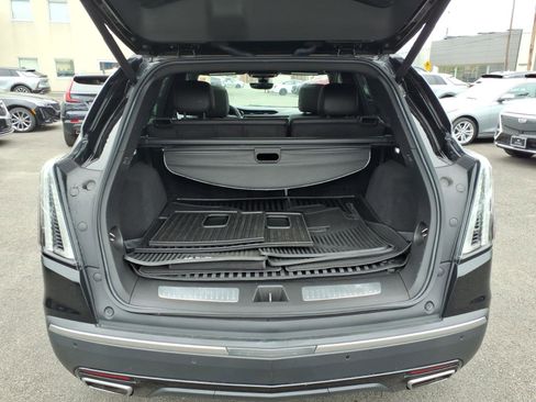 Certified 2023 Cadillac XT5 Sportv w/ Technology Package AWD/4WD image 14