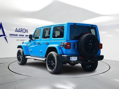 Used 2021 Jeep Wrangler Unlimited Sahara w/ Cold Weather Group AWD/4WD image 2