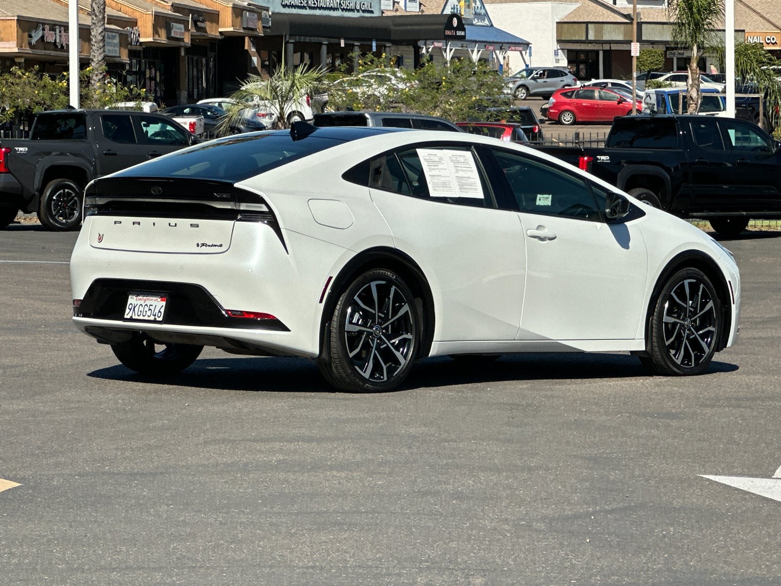 Used 2024 Toyota Prius Prime FWD image 5