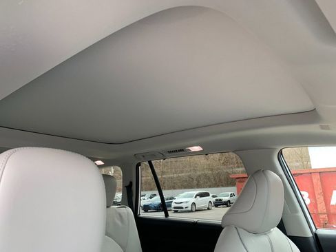 Used 2024 Toyota Grand Highlander Platinum image 20