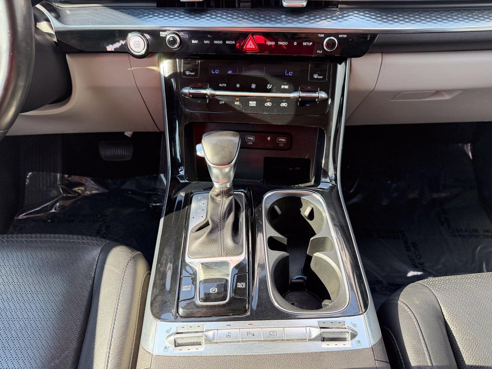 Used 2022 Kia Carnival SX Prestige FWD image 17