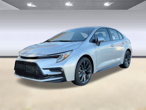 New 2026 Toyota Corolla SE image 2