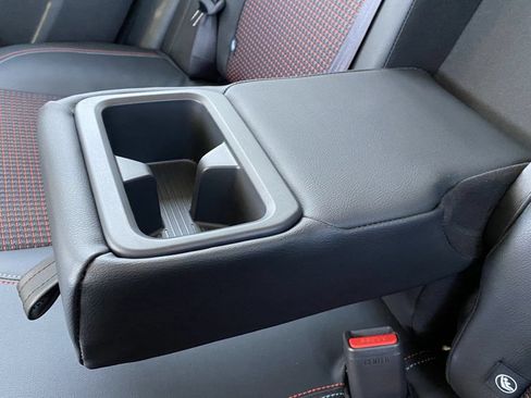 New 2026 Nissan Kicks SR FWD image 35