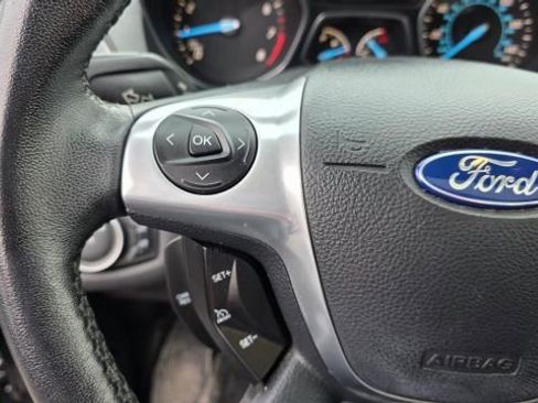 Used 2016 Ford Escape Titanium image 17