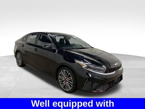 Used 2022 Kia Forte GT w/ GT Technology Package image 3