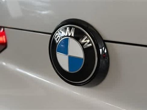 Used 2026 BMW X6 xDrive40i image 9