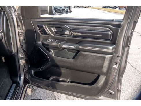 Used 2022 RAM 1500 Limited w/ Night Edition image 16