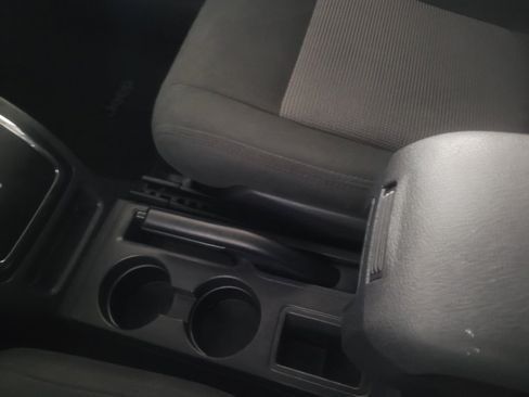 Used 2017 Jeep Patriot Latitude FWD image 26
