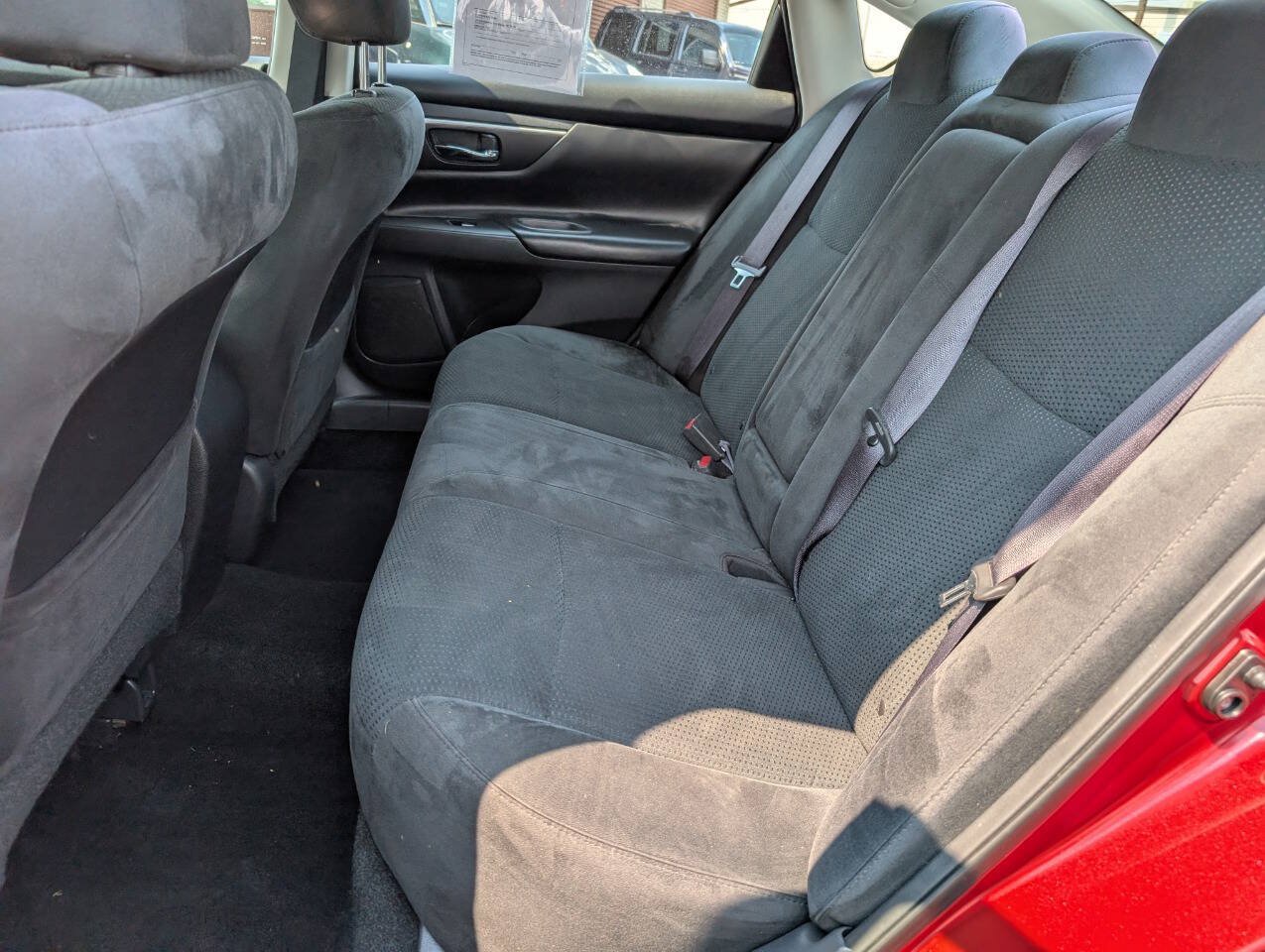 Used 2015 Nissan Altima 2.5 S w/ Power Driver Seat Package FWD image 12