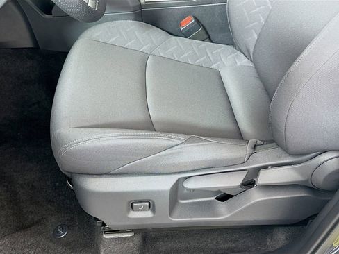 Used 2025 Toyota Tacoma SR5 image 20