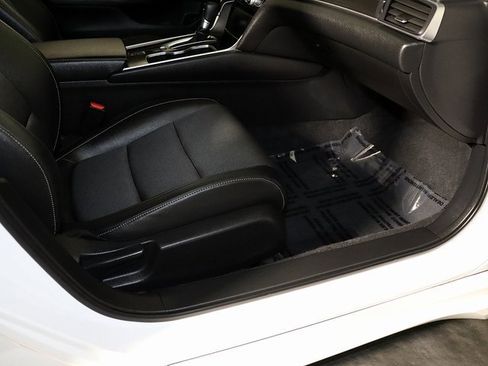 Used 2022 Honda Accord Sport image 33