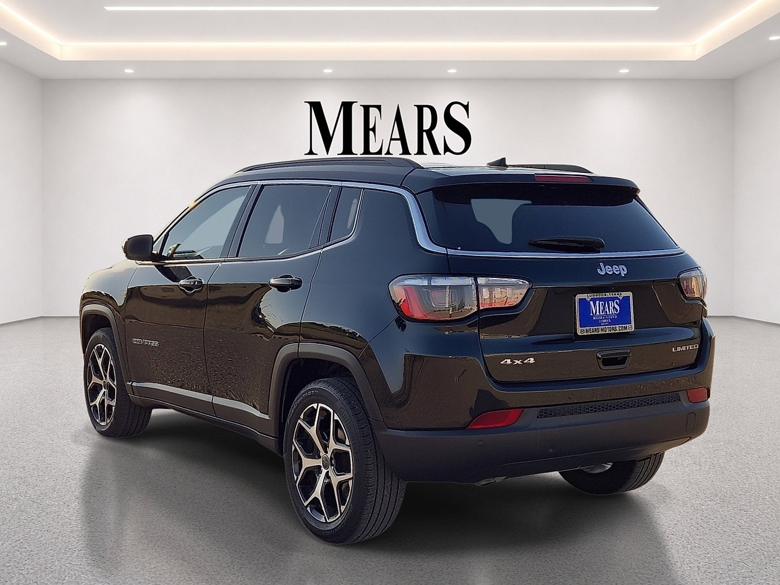 Used 2025 Jeep Compass Limited AWD/4WD image 3
